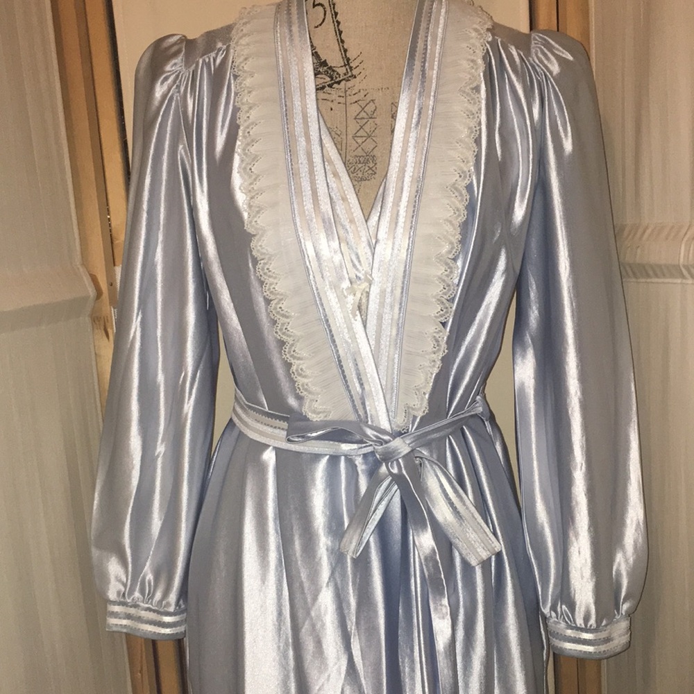 TOM Bezduda for Barad&Co Vintage nightgown and robe